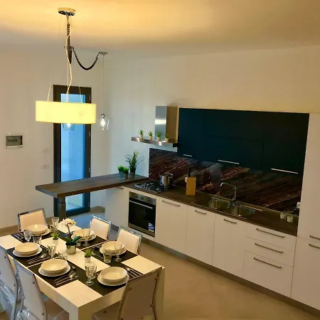 Red Luxury In Borgo Guardiola Near Cefalu Mandra Capreria